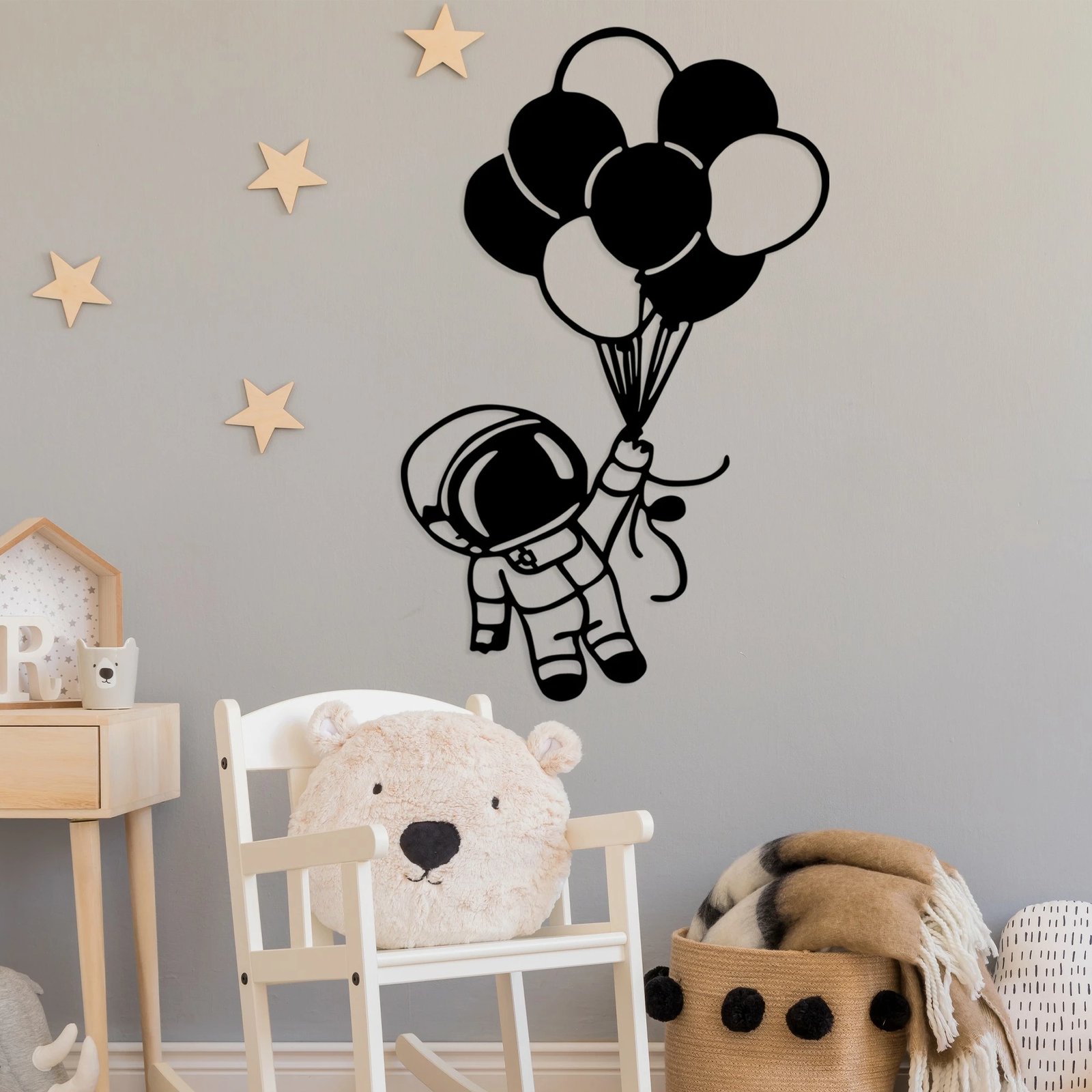 Aksesor dekorativ metalik për mur, astronaut me balona, Wallity, 44x70cm
