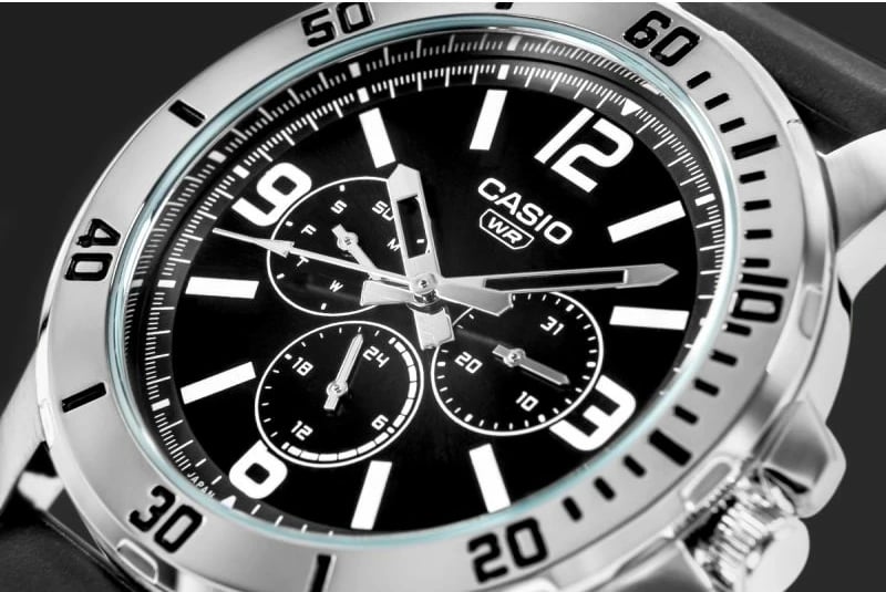 Orë dore për meshkuj CASIO, e zezë