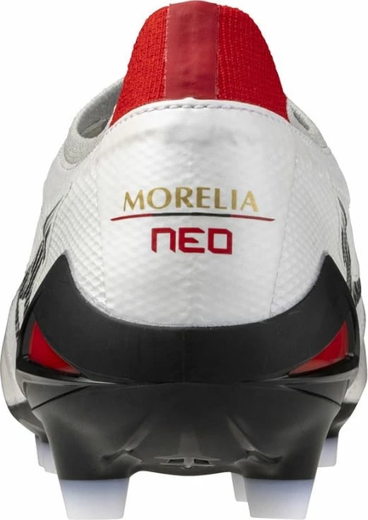 Atlete futbolli për meshkuj Mizuno, të bardha