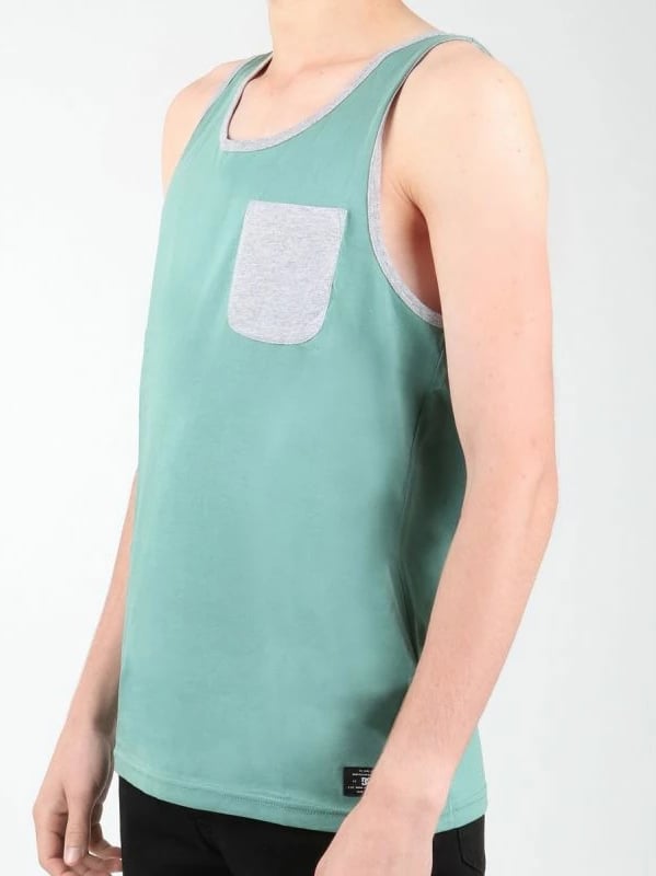 Maicë pa menge për meshkuj DC, e gjelbër