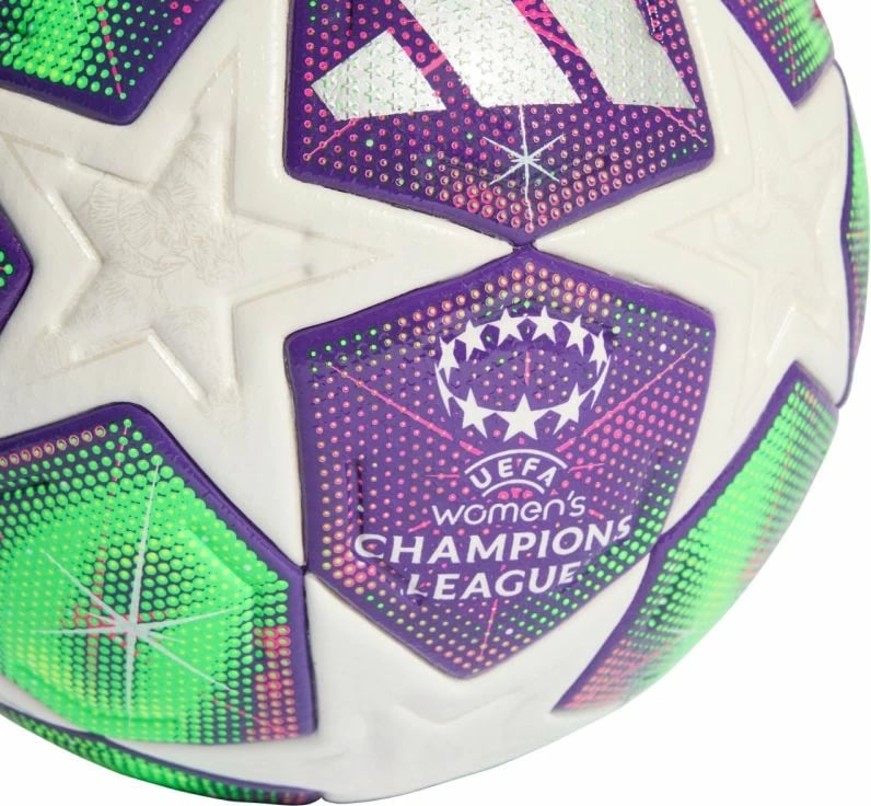 Top futbolli adidas, i bardhë