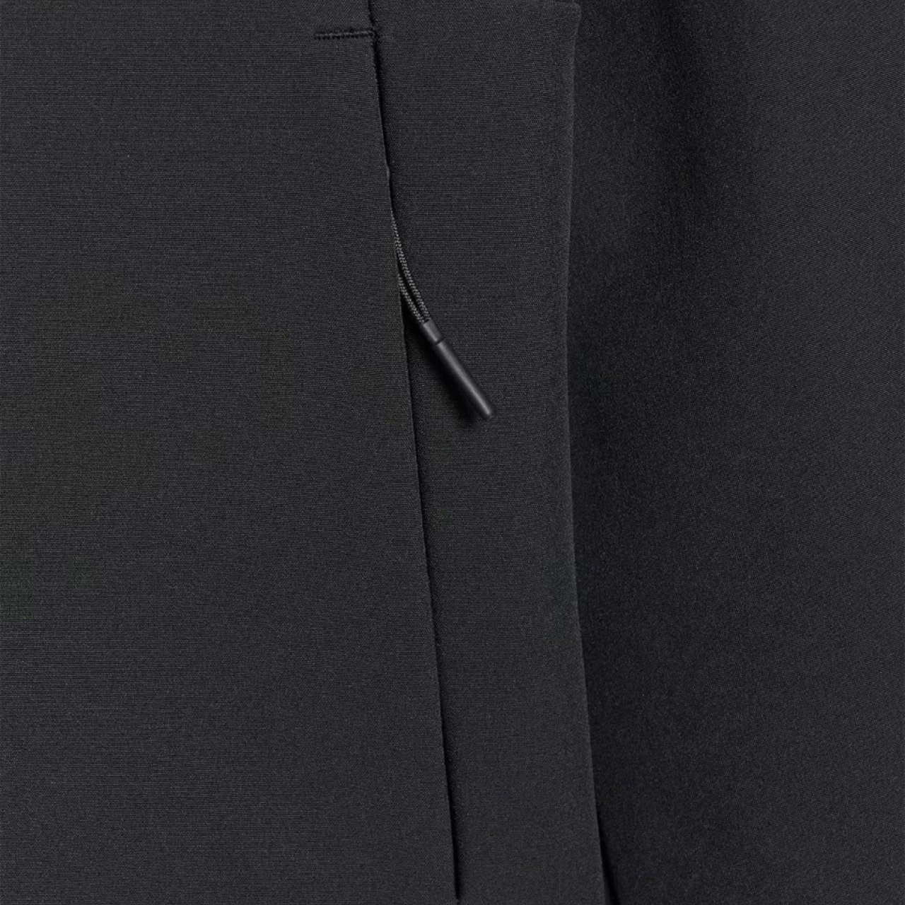 Jakne softshell për femra 4F, e zezë