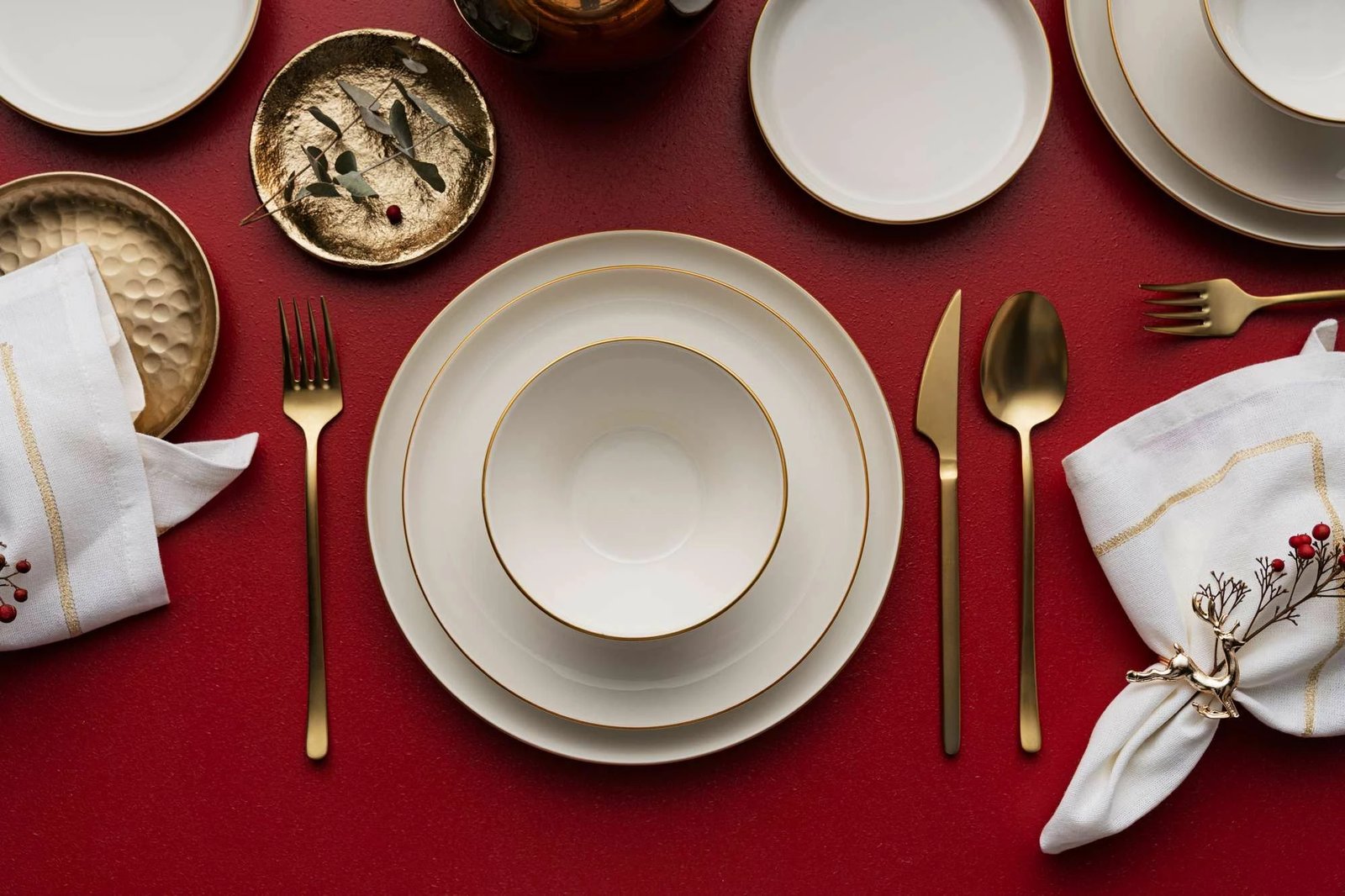 Set enësh për drekë (16 copë), Hermia Concept, RGBSBLB16YS30GD