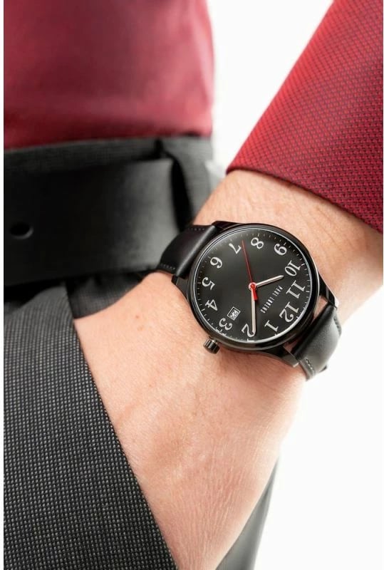 Orë dore për meshkuj Paul Lorens, e zezë