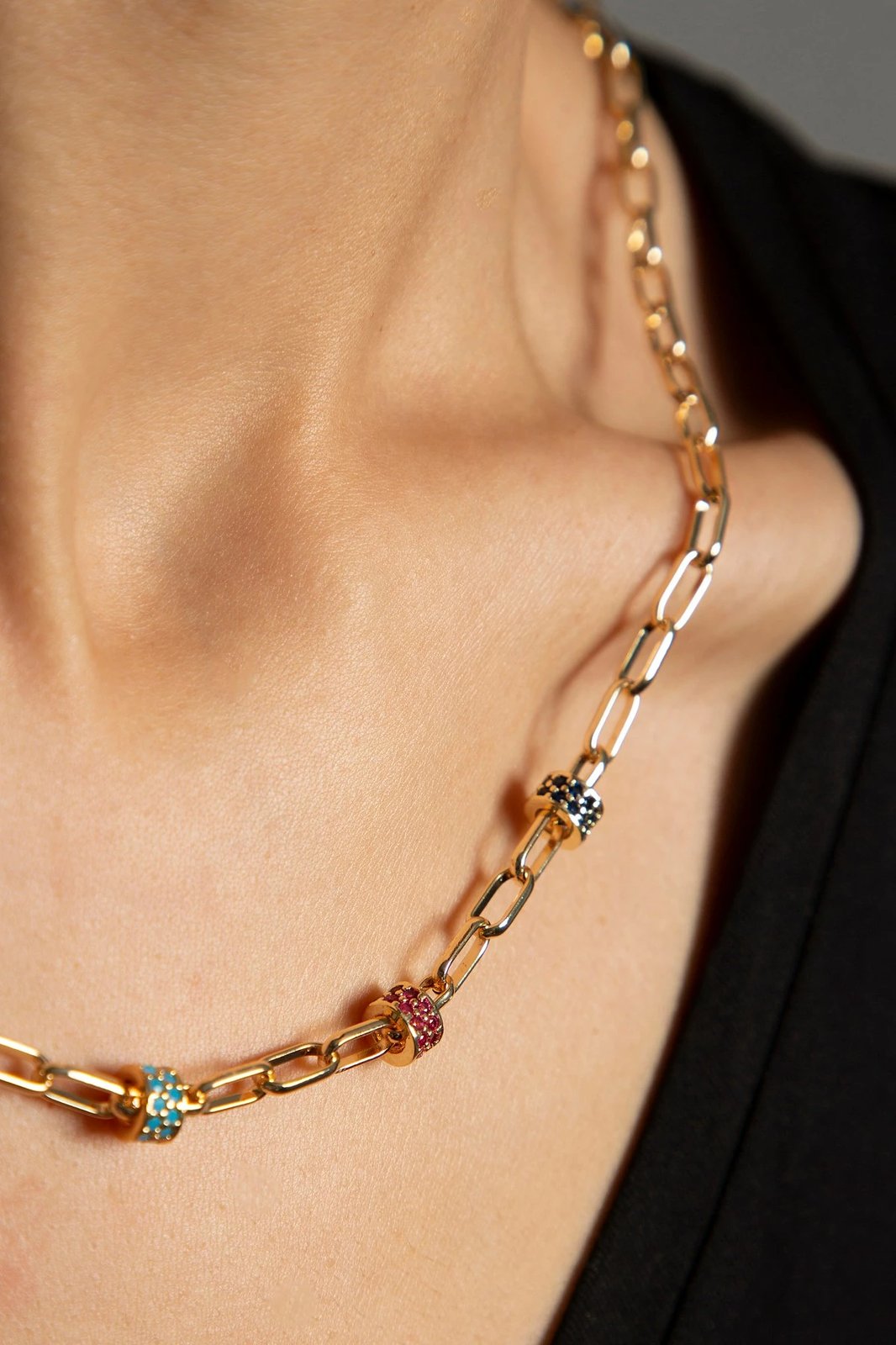 Varëse metalike Elika, ngjyrë ari, CK9744