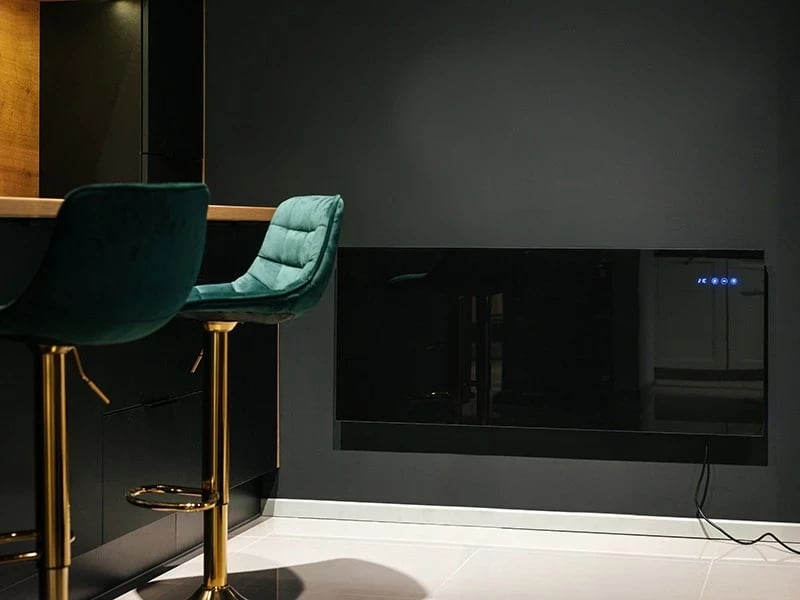 Ngrohës konvektor Lafe IR ThermoSmart 700W, smart, i zi