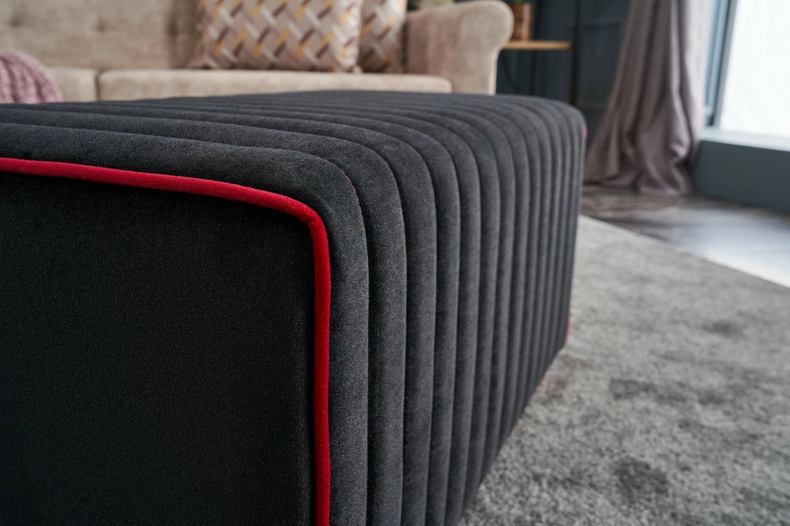 Puf modern kadife, anthracite dhe rozë, Mabel Atelier del Sofa