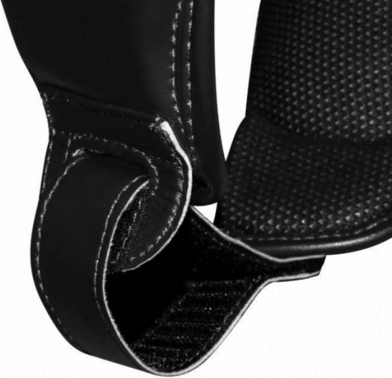 Helmetë boksi adidas,e zezë