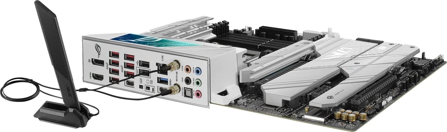 Pllakë amë ASUS Rog Strix X670E-A GAMING