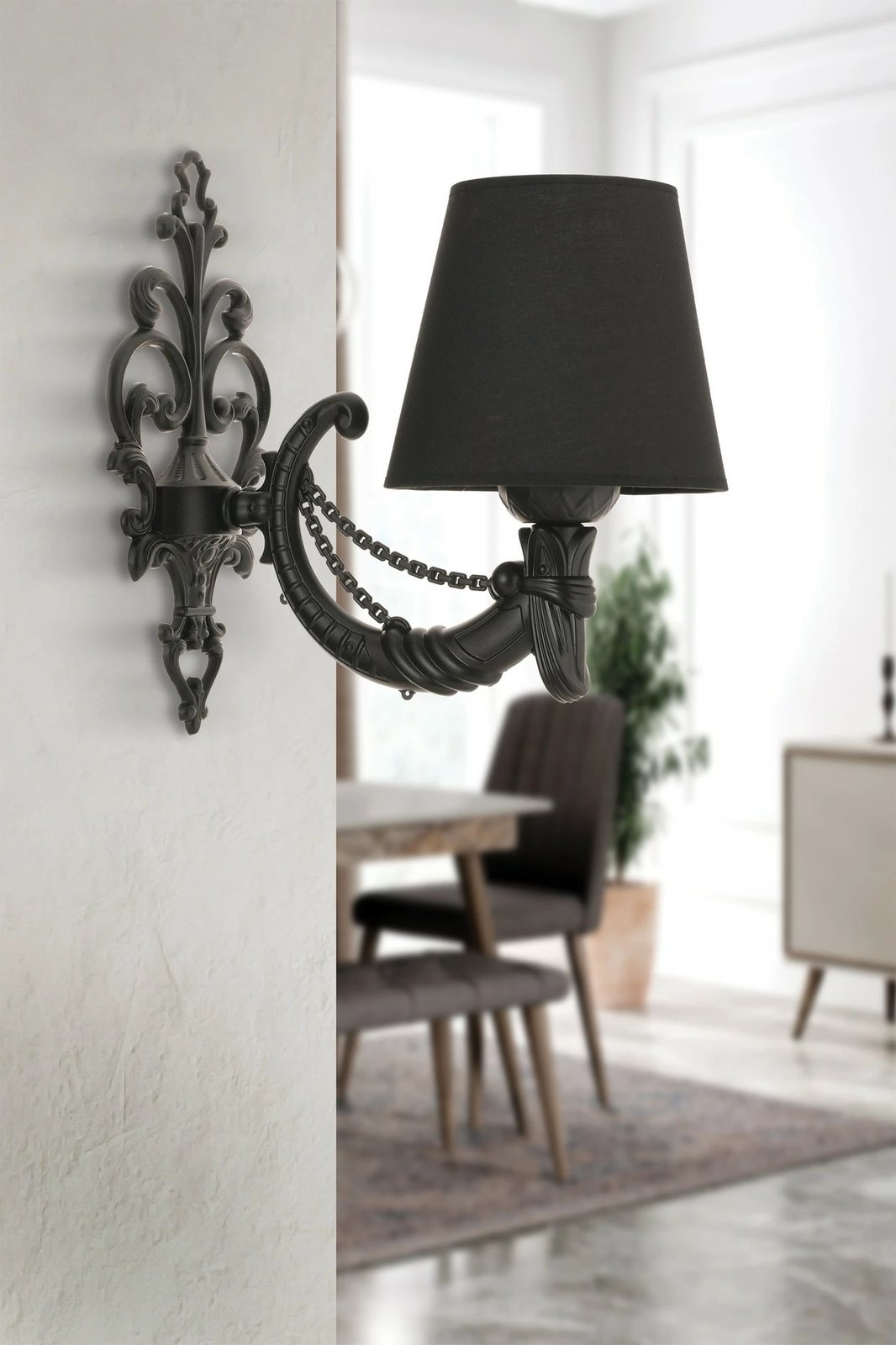 Llambë muri Opviq, Gloria, e zezë