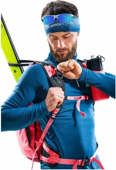Çantë shpine Deuter për ski, e kuqe Çantë shpine Deuter për ski, e kuqe