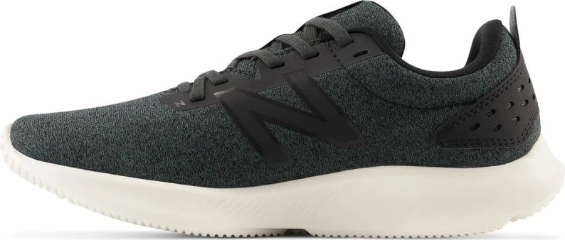 Atlete për femra New Balance, të bardha dhe të zeza