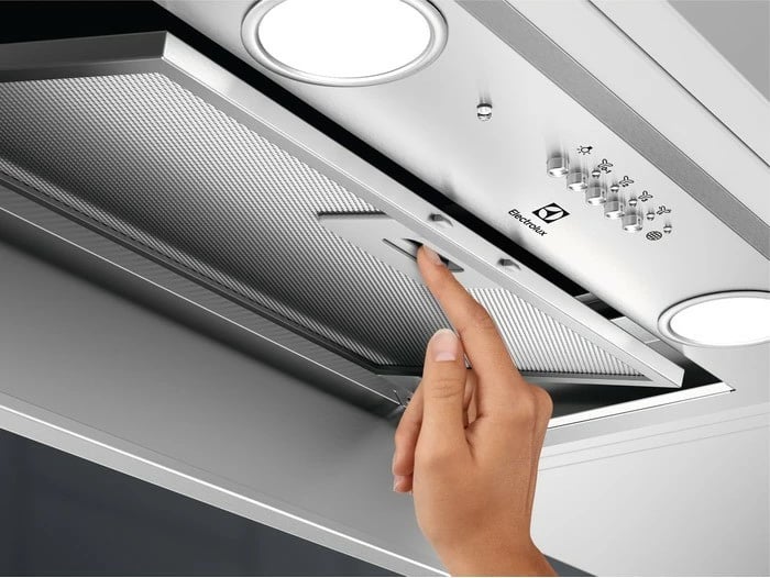 Aspirator i integrueshëm Electrolux LFG716X 53 cm, 580 m³/h (700 m³/h intensive), 3 shpejtësi, LED, Hob2Hood, Inox Aspirator i integrueshëm Electrolux LFG716X 53 cm, 580 m³/h (700 m³/h intensive), 3 shpejtësi, LED, Hob2Hood, Inox