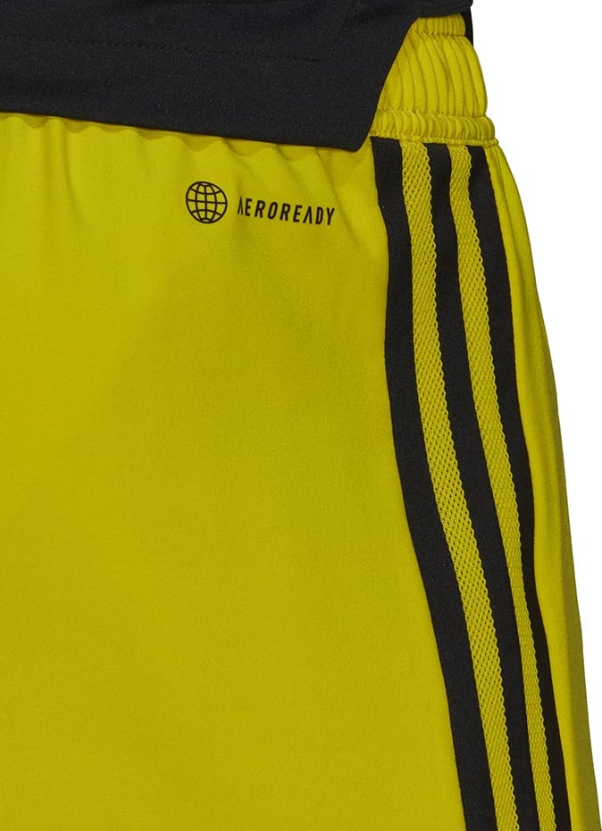 Shorce për meshkuj adidas, të verdha