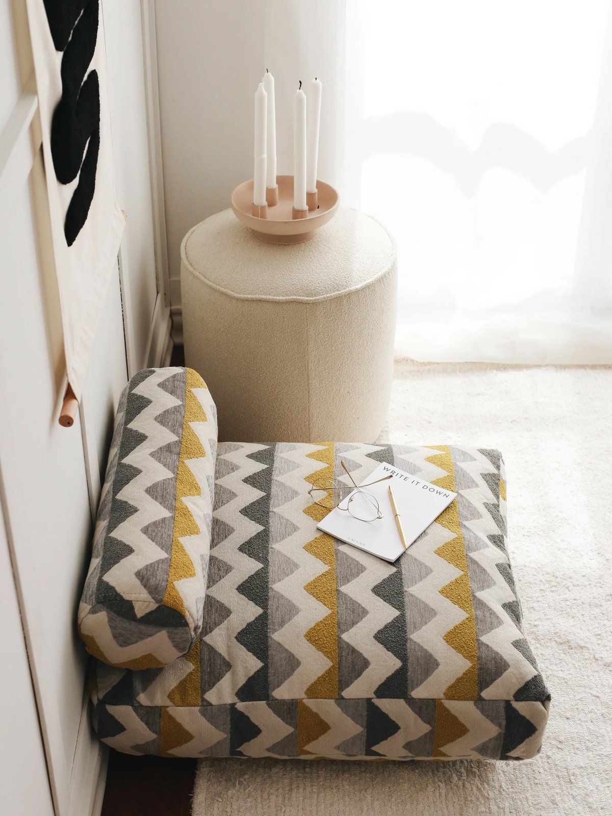 Jastëk Atelier del Sofa, dizajn zikzak, shumëngjyrësh