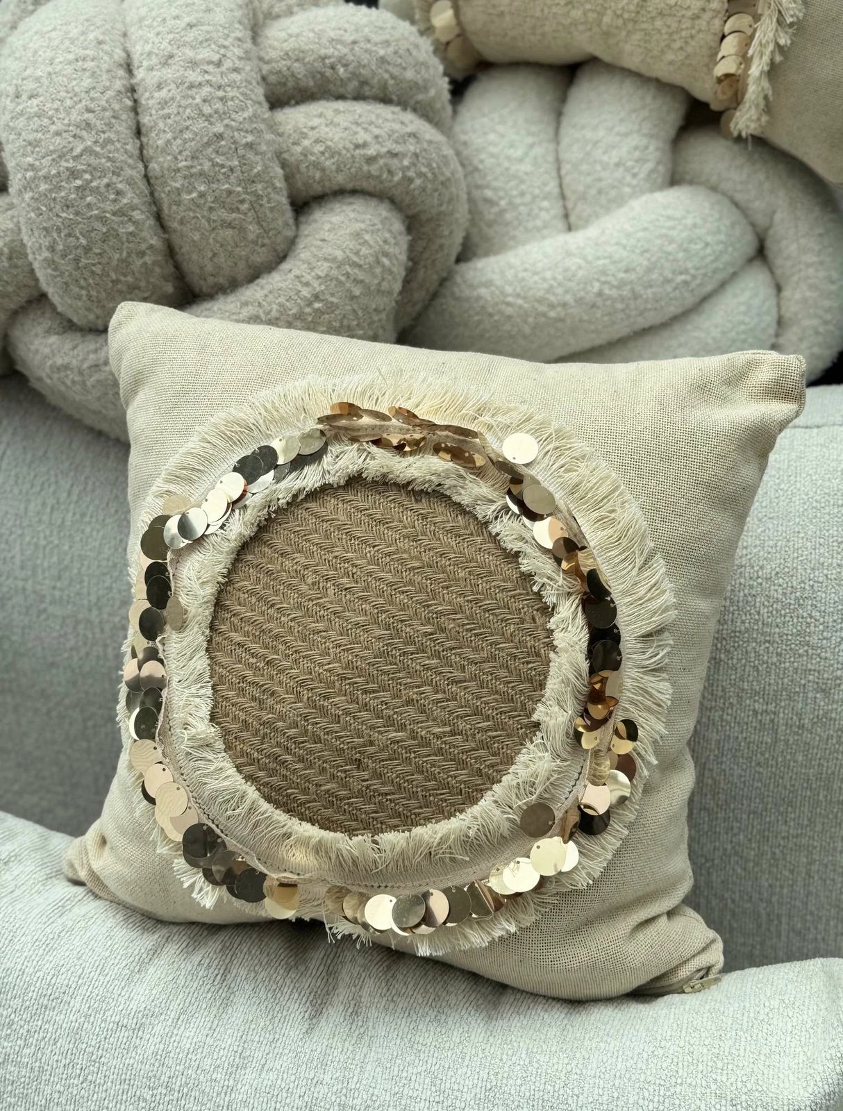 Jastëk dekorativ, mbulesë, ngjyrë bezhë, KET010, 43x43cm