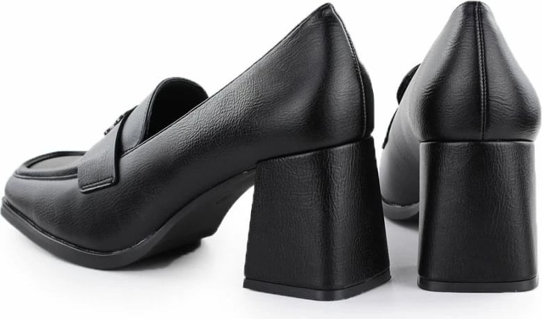 Këpucë me taka Potocki për femra, të zeza