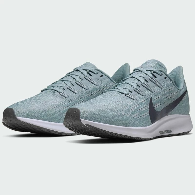 Atlete Nike për femra, të kaltra