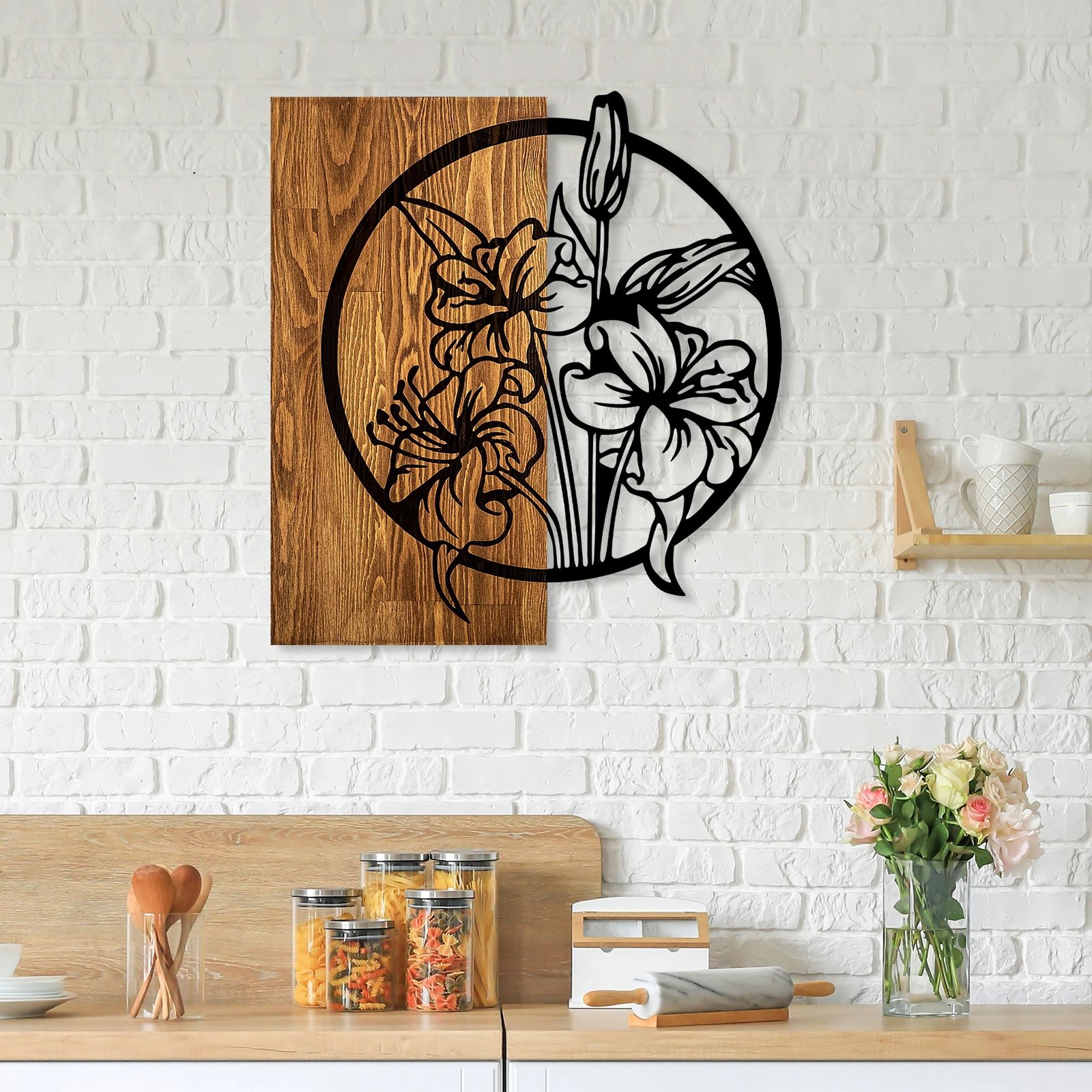 Aksesor dekorativ prej druri për mur, Wallity, lule, ngjyrë arre dhe e zezë