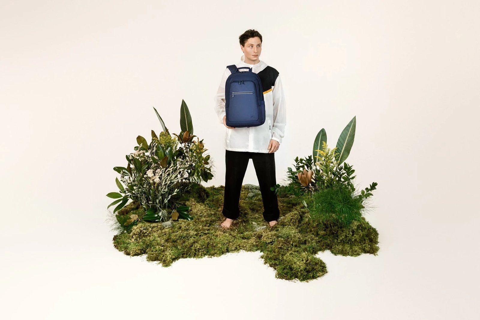 Çantë shpine për laptop RIVACASE, 7523 Alpendorf ECO, gri