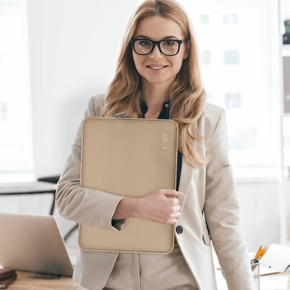 Kasë laptopi Tech-Protect NeoSlim 13-14", set me çantë aksesorësh, Bezhë