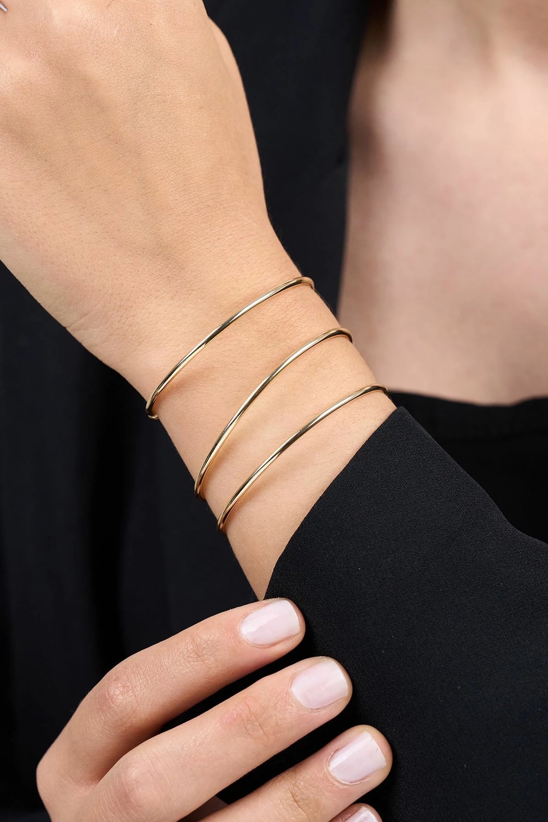 Byzylyk metalik ngjyrë ari Elika, CBL9969