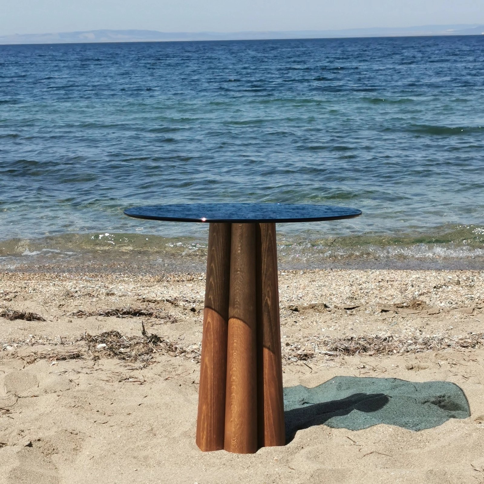 Tavolinë kafeje Skye Decor, ngjyrë arre, blu Tavolinë kafeje Skye Decor, ngjyrë arre, blu