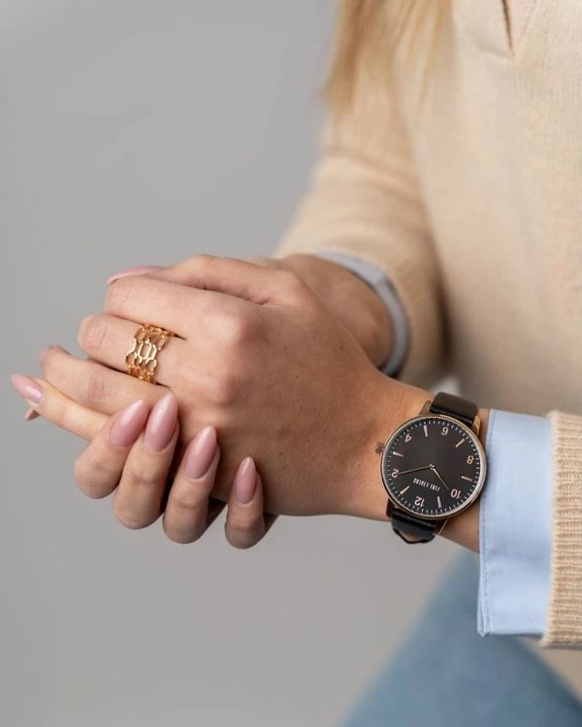 Orë dore për femra Paul Lorens, e zezë