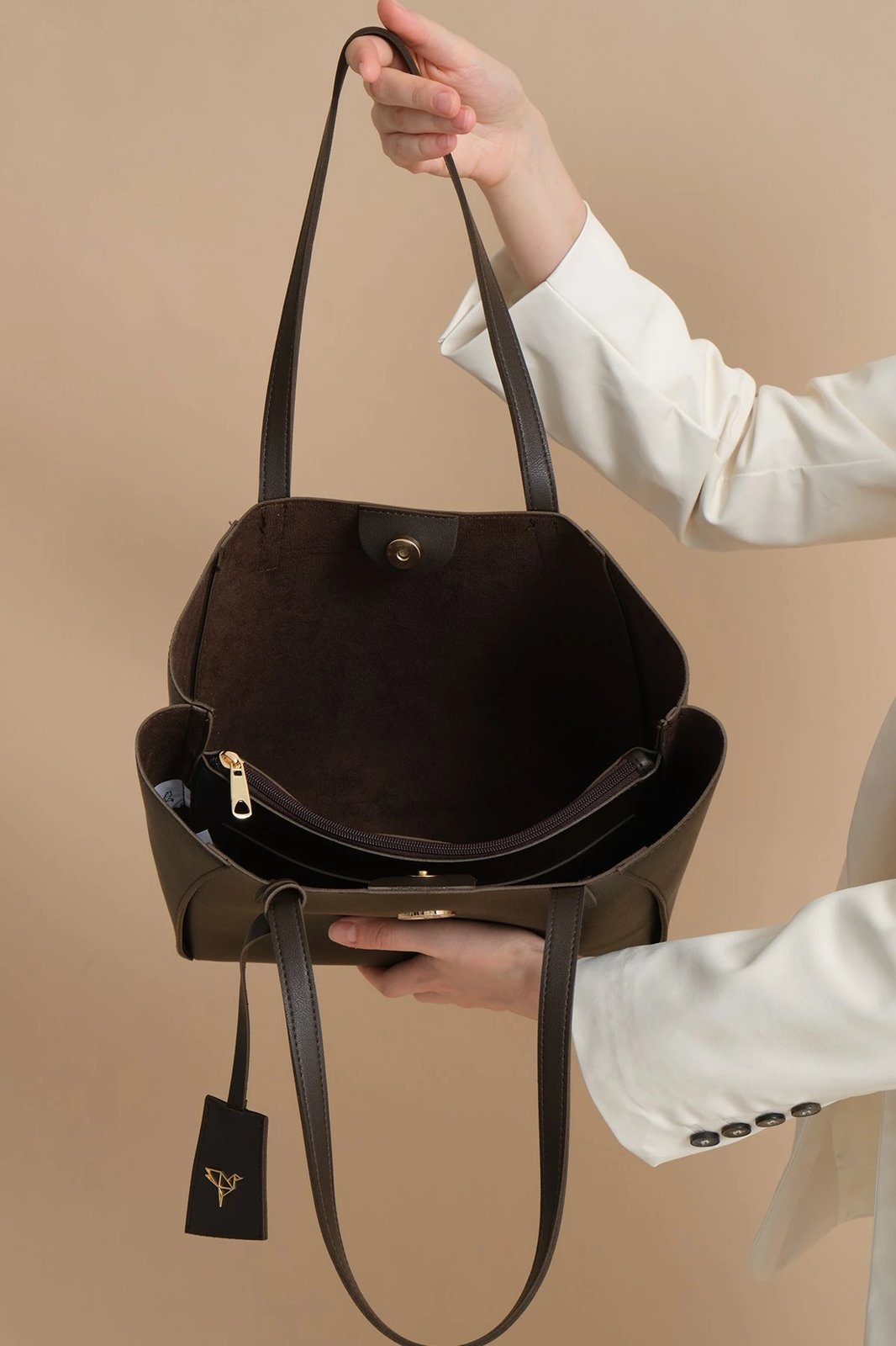 Çantë shpatulle Zoozie, Sofia Medium, ngjyrë kafe