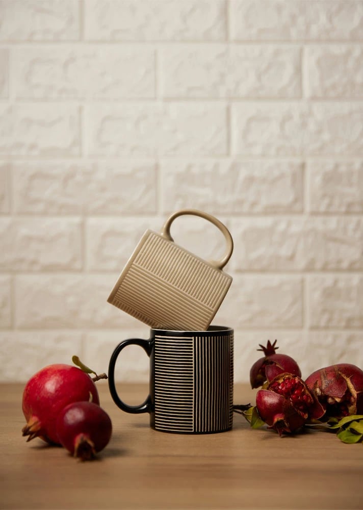 Filxhan Lines, ngjyrë bezhë-bardhë, 8x8x10, qeramikë Filxhan Lines, ngjyrë bezhë-bardhë, 8x8x10, qeramikë