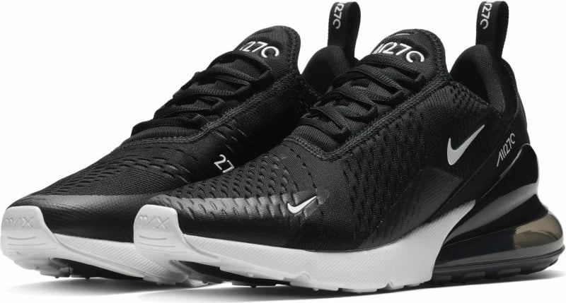 Atlete Nike për femra, të zeza