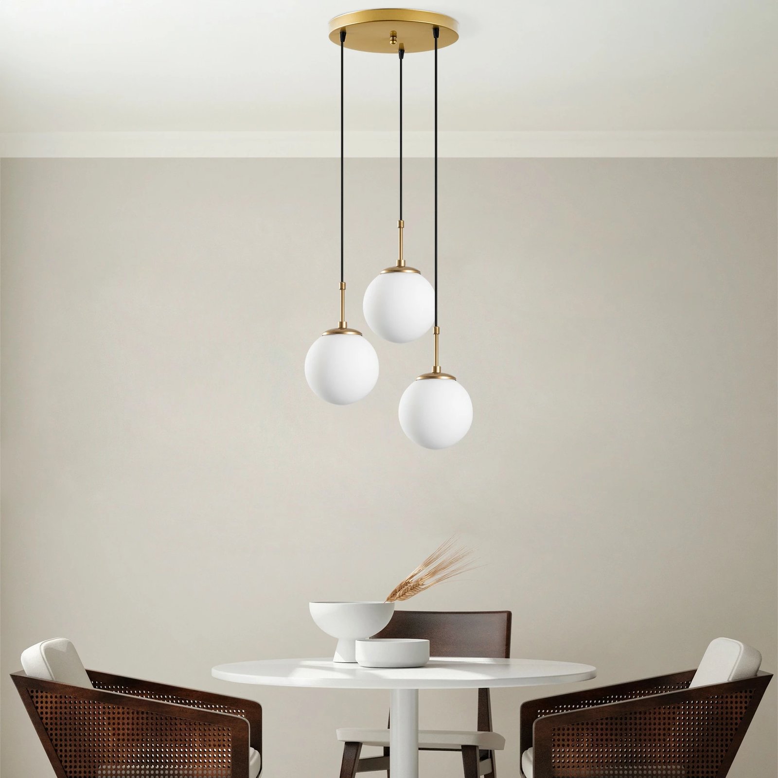 Llambë tavani Opviq Orbital, ngjyrë ari, 3 sfera, 45x45x120cm