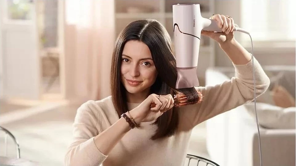 Tharëse flokësh Philips BHD530/00, 2300W, perla pjeshkë