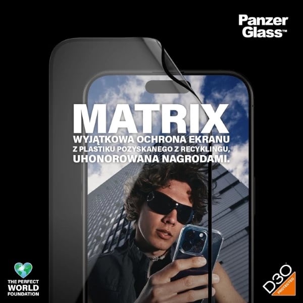 Xham mbrojtës PanzerGlass Matrix Ultra-Wide-Fit për iPhone 15 Pro Max me pozicionues