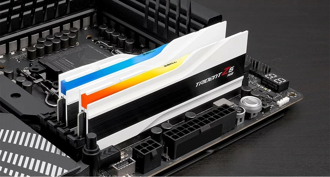 RAM Memorje G.Skill Trident Z5 RGB 48GB (2x24GB) DDR5 7200MHz, bardhë