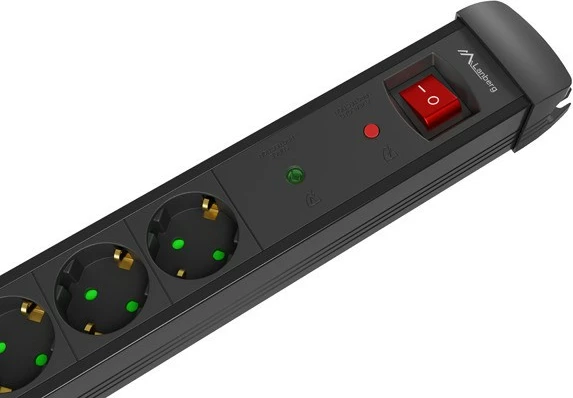 Prizë me mbrojtje Lanberg SP1-05F-0500-BK, 5 dalje, 5m, e zezë