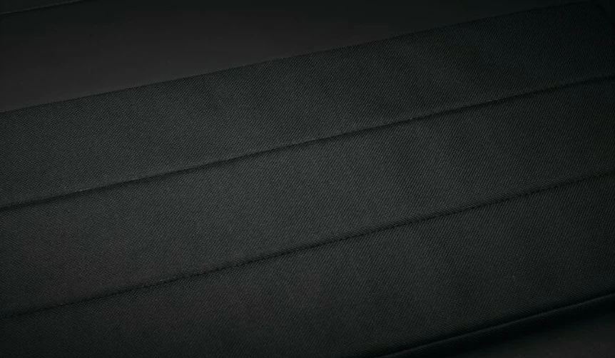 Etui për laptop Kensington EQ 16 Cali Case K60395WW 16", poliester i ricikluar, Zi