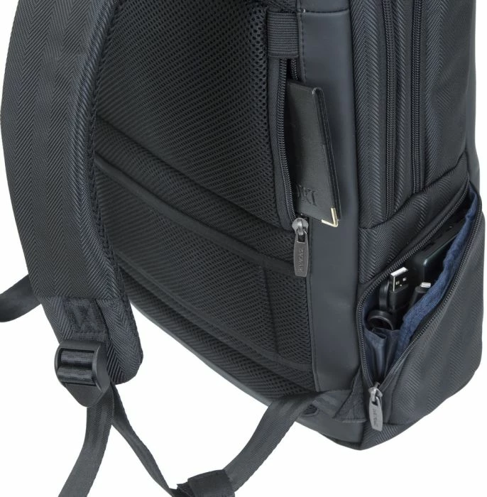 çantë shpine për laptop RivaCase 8165, 15.6\", poliester, e zezë