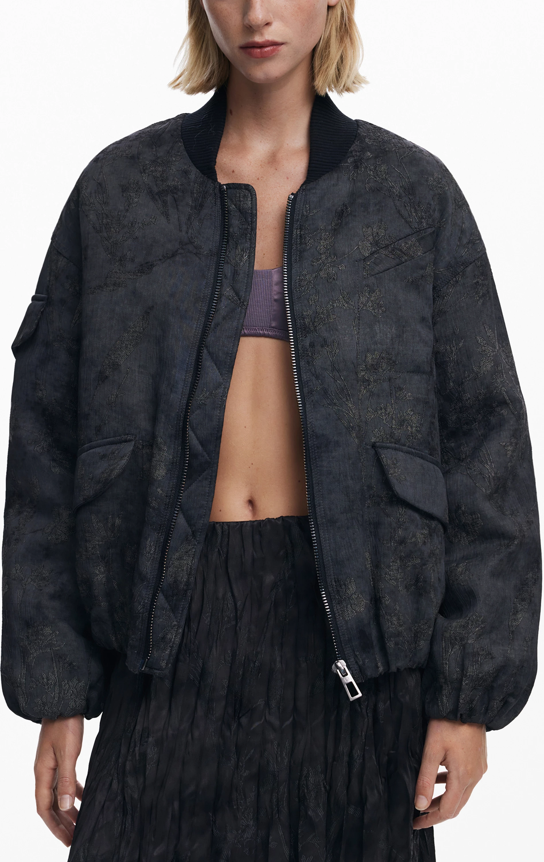 Jakne femra DESIGUAL, e zezë