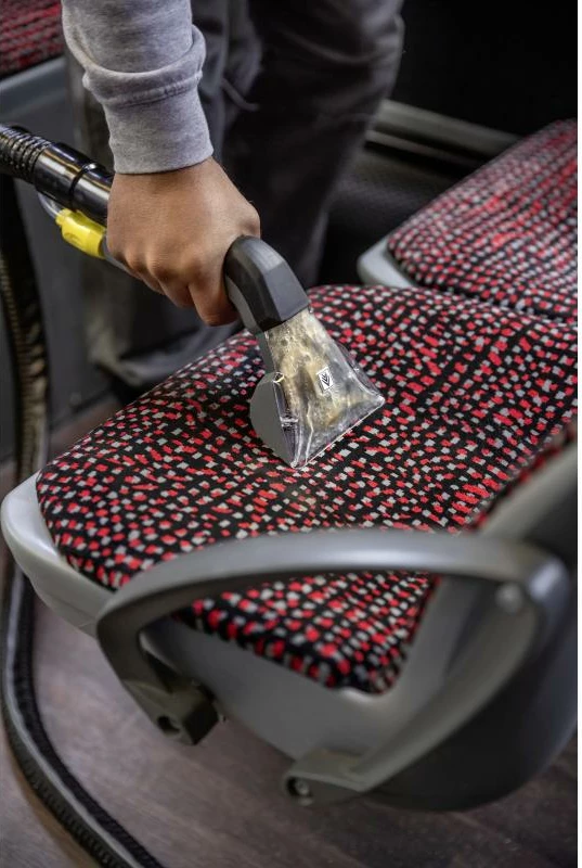 Pastrues tapetesh/tekstili me ekstraksion Kärcher Puzzi 8/1, 100-240 V, gri/verdhë