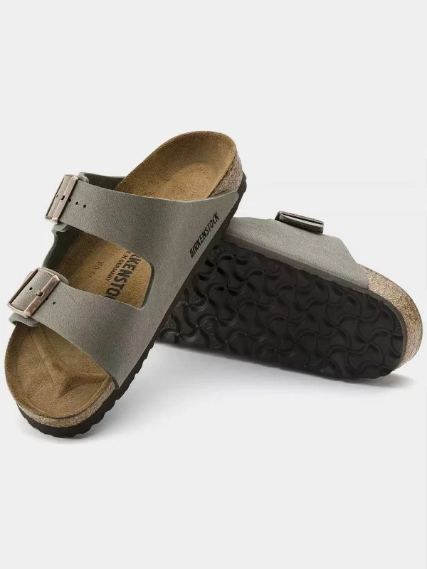 Sandale Birkenstock, të kafta