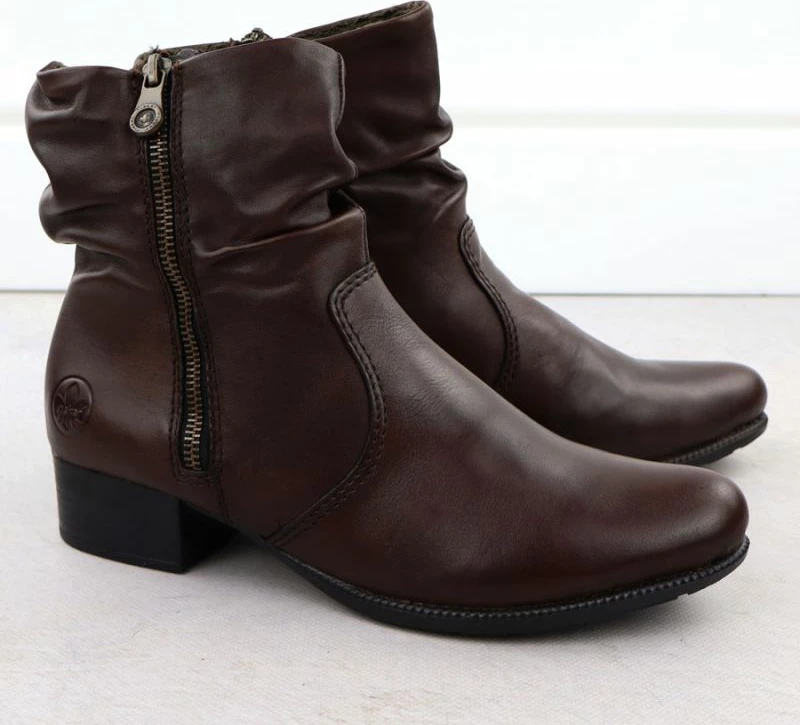 Çizme me take Rieker femra, kafe