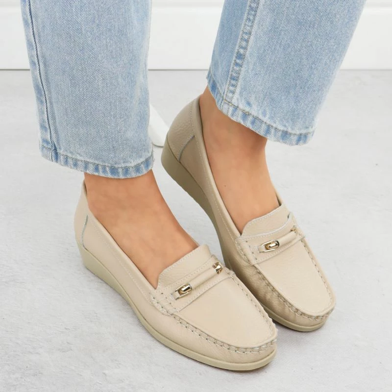 Çizme për femra Sabatina, të zeza