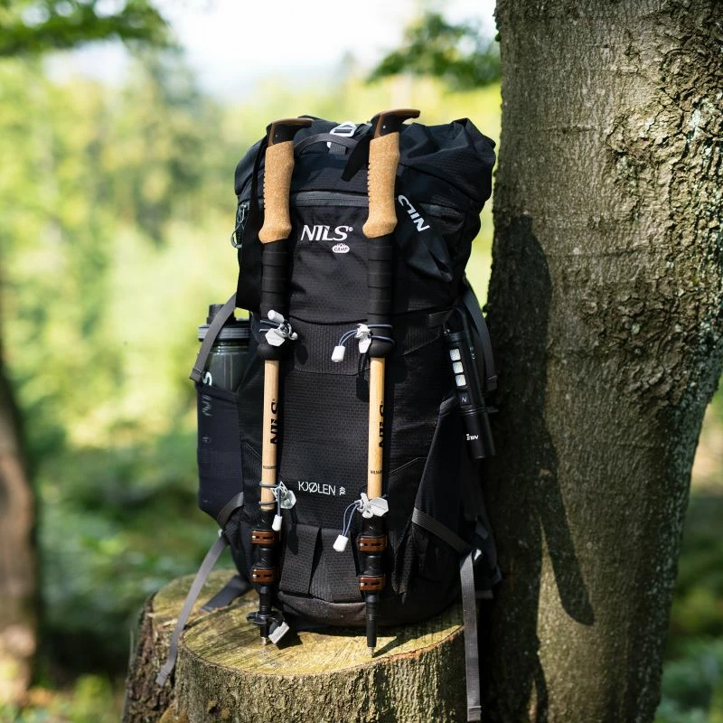 Çantë shpine Nils Extreme NC1938 Tourist 40L, e zezë