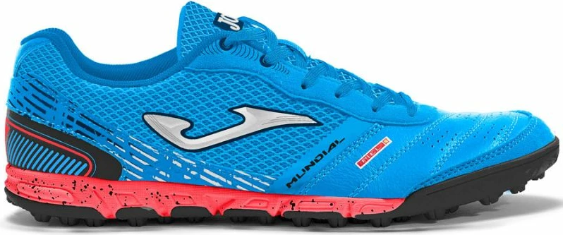 Atlete futbolli Joma për meshkuj