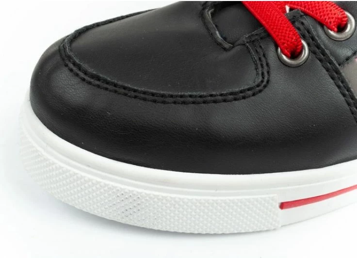 Çizme për fëmijë Inny, të zeza dhe të kuqe