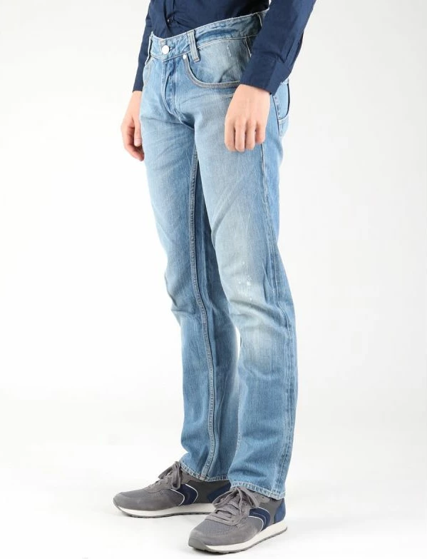 Xhinse për meshkuj Guess