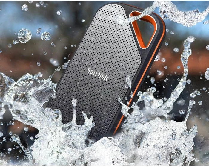 SSD ekstern portativ SanDisk Extreme PRO SDSSDE81-2T00-G25, 2TB, NVMe, USB-C USB 3.2 Gen 2x2, 2000MB/s, IP55, set me 2 kabllo, e zezë/portokalli