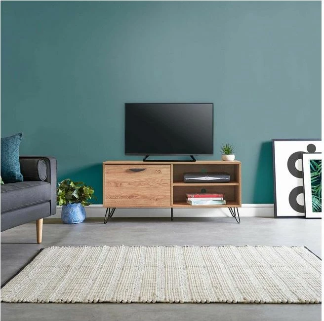 Komodë TV VONHAUS Capri MPN 3000032 120×40×53 cm, ngjyrë lisi