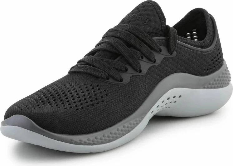 Këpucë Crocs për femra, të zeza